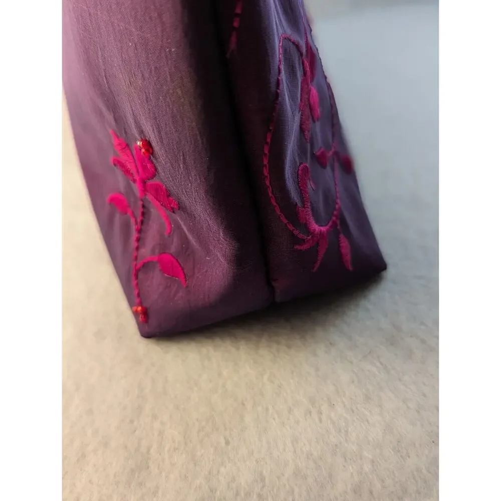 Purse Embroidered Taffeta Plum/ Red/ Wine Wood Handles made in Thailand 14x8x4+